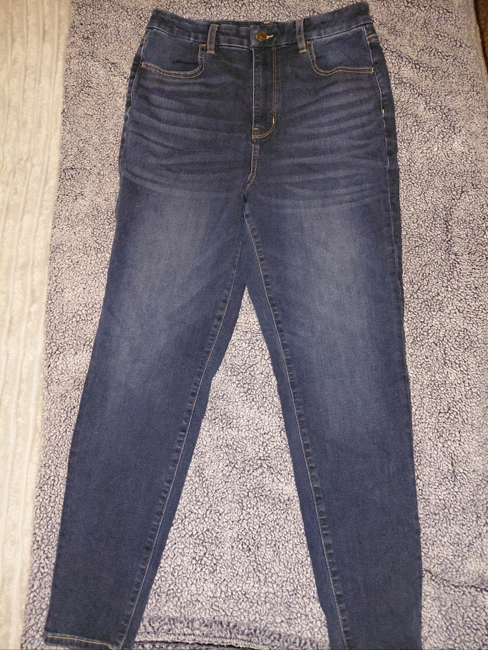 American Eagle Dark Blue Women's High-Rise Skinny Jeans